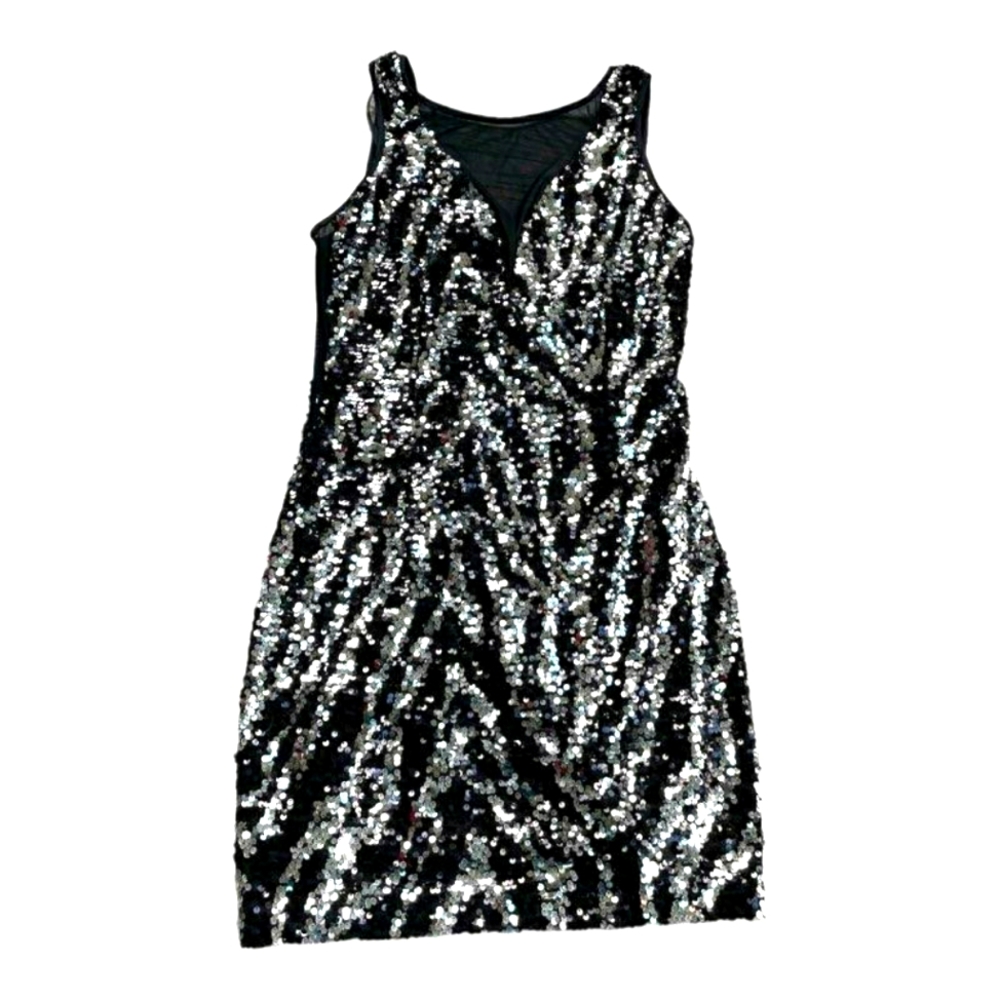 Steppin’Out sequined bodicon v-neckline silver and black mini dress sz 9/10 NWOT